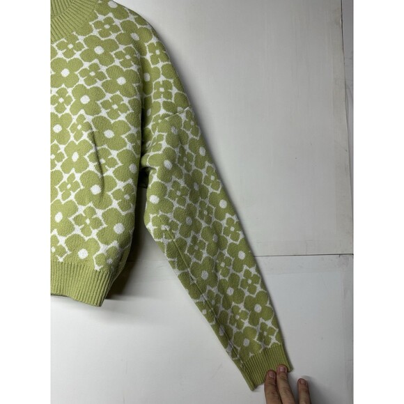 Hollister Women’s Green White Patterned Knit Sweater Size L Cropped Pullover - Picture 6 of 8